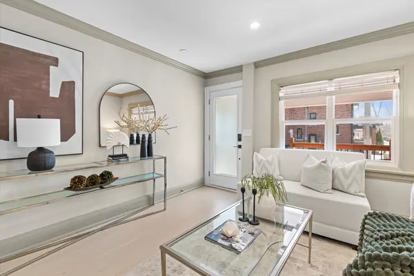 18 Page AVE, Toronto W02, ON M6S 2P5