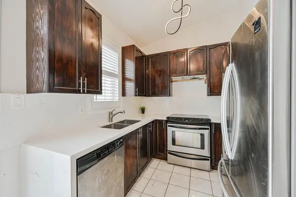 44 Deepcoral CT, Brampton, ON L6V 4P7