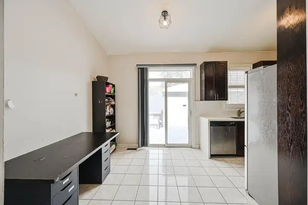 44 Deepcoral CT, Brampton, ON L6V 4P7