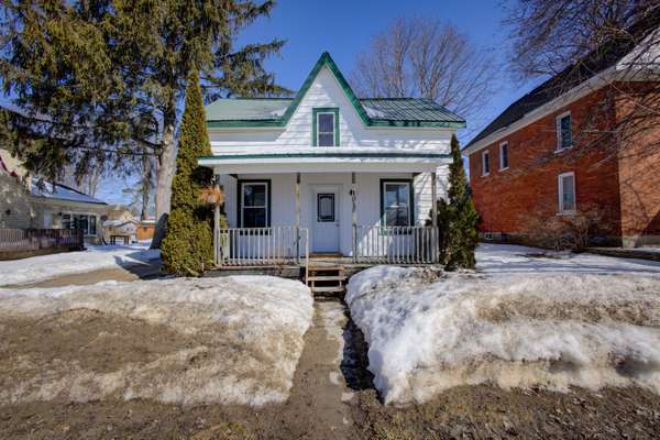 101 John ST, North Huron, ON N0G 2W0