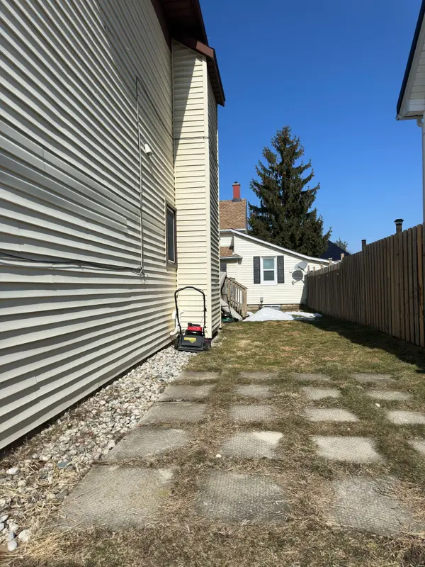 23 Barnes ST, St. Thomas, ON N5R 2V4