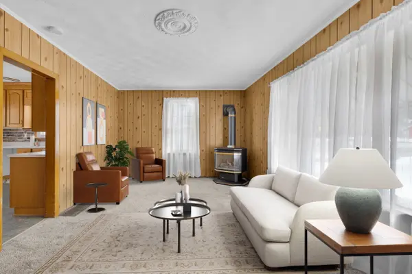 955 Stewart BLVD, Elizabethtown-kitley, ON K6V 5T4