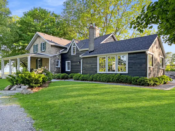 9024 Racetrack RD, Hamilton Township, ON K9A 4J9