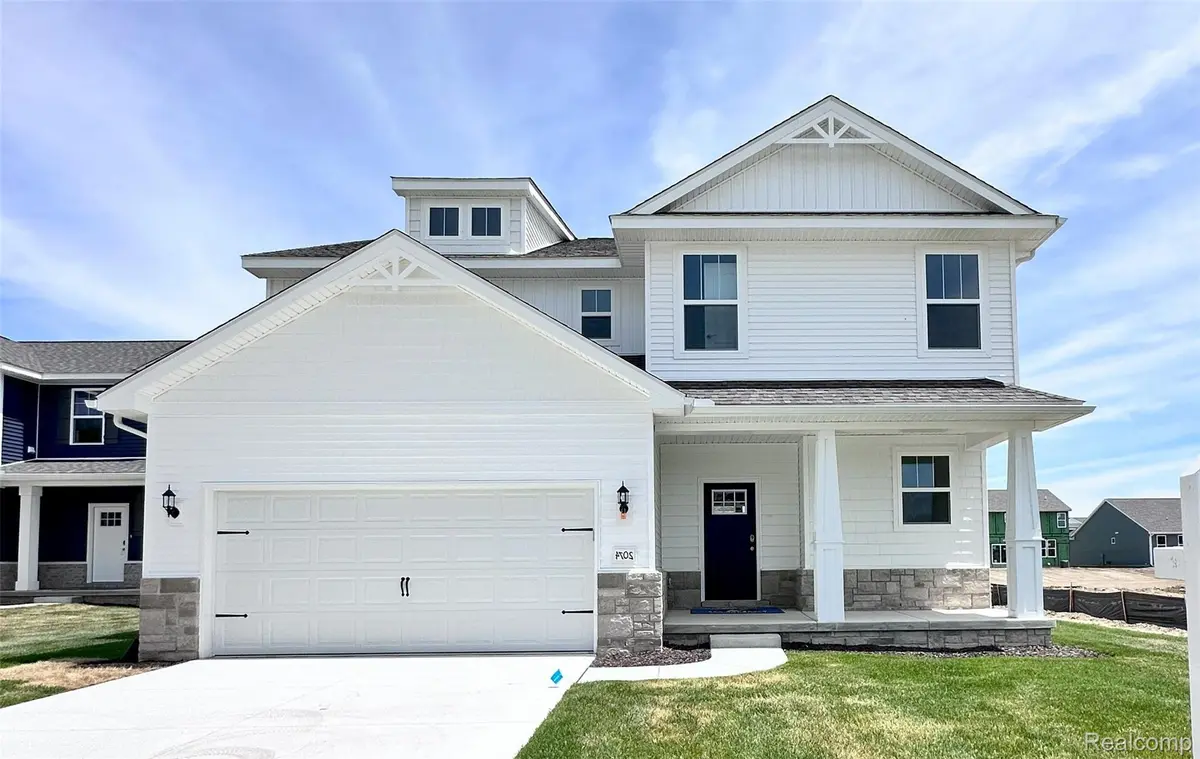 2085 Steelwood DR, Marion Township, MI 48843