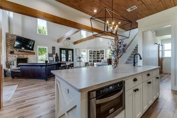 Bells, TX 75414,917 Marlow Road