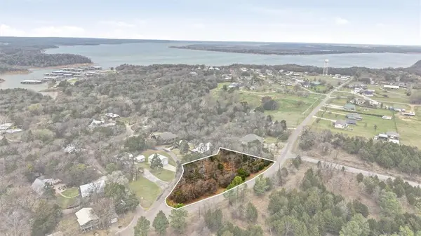 41 Cedar Bayou Boulevard, Gordonville, TX 76245