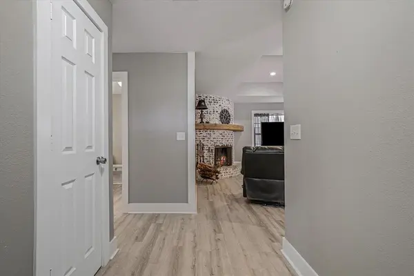 199 Briarwood Court, Van, TX 75790