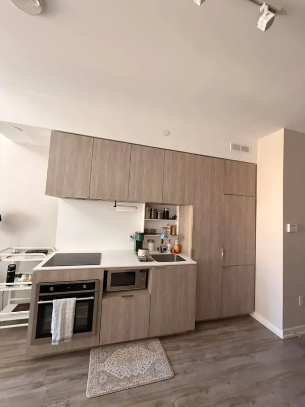 77 Shuter ST #216, Toronto C08, ON M5B 0B8