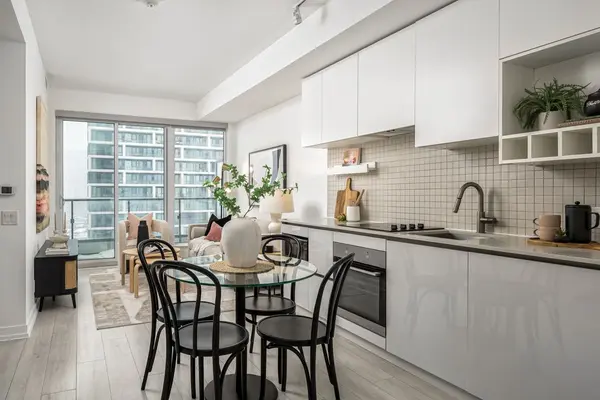 5 Buttermill AVE #4601, Vaughan, ON L4K 0J5