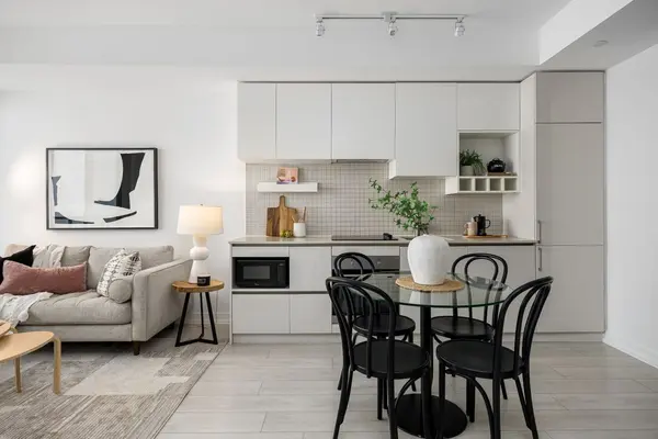 5 Buttermill AVE #4601, Vaughan, ON L4K 0J5