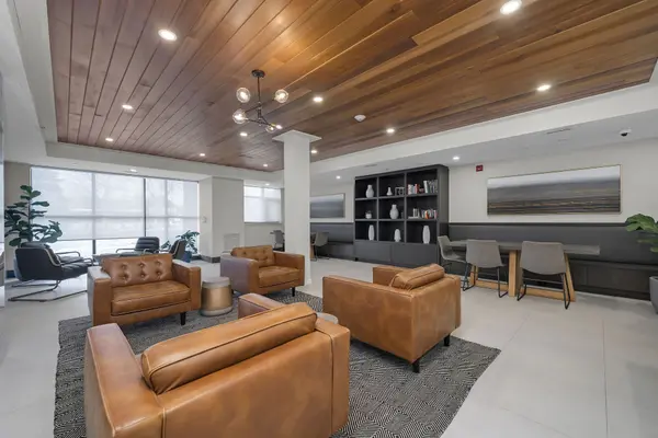 320 Plains RD E #603, Burlington, ON L7T 0C1