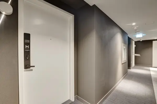 3883 Quartz RD #2008, Mississauga, ON L5B 0M4