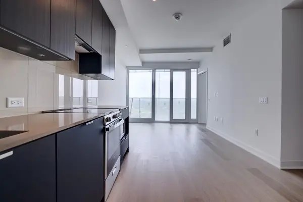 3883 Quartz RD #2008, Mississauga, ON L5B 0M4