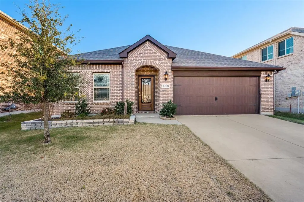 1220 Mill Place, Aubrey, TX 76227