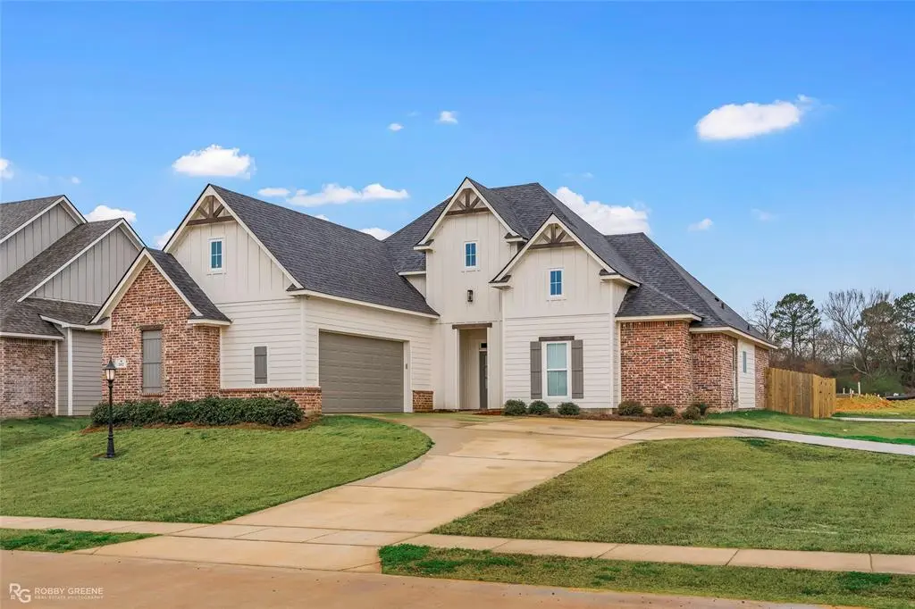 202 Woodcrest Drive, Stonewall, LA 71078