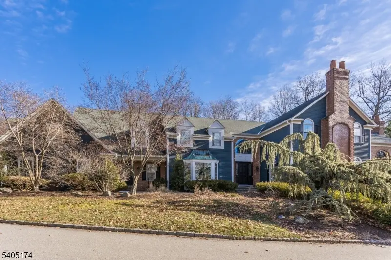 7 Beacon Hill Dr, Chester Twp., NJ 07930