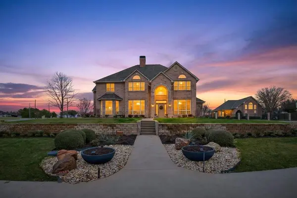 2101 Lakeshore Drive, Cleburne, TX 76033