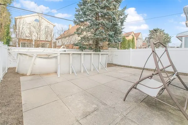 1621 70th ST, Brooklyn, NY 11204