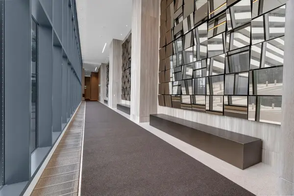 225 Commerce ST #1815, Vaughan, ON L4K 0P9