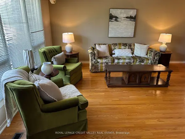 82 Terra Cotta CRES, Brampton, ON L6W 1C1