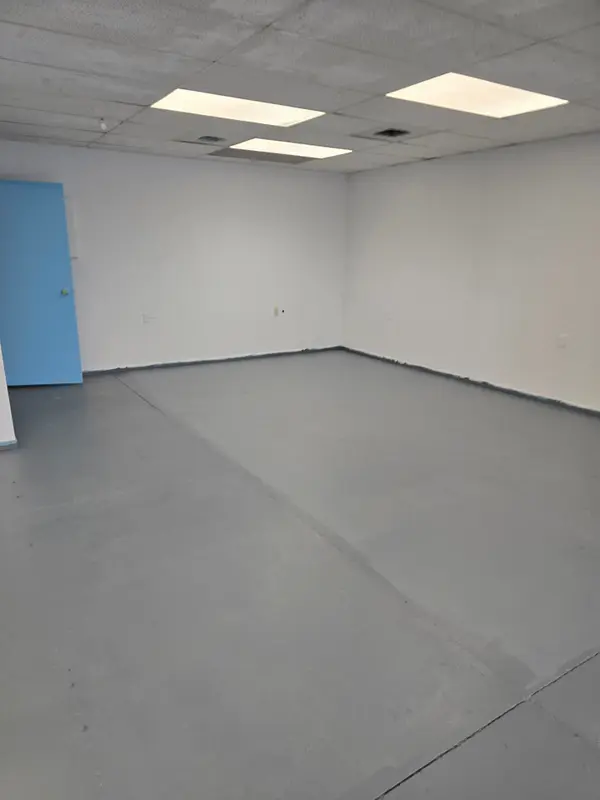 2285 St Laurent BLVD #33, Hunt Club - South Keys And Area, ON K1G 4K1