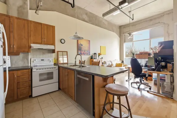 26 Ontario ST #108, Guelph, ON N1E 7K1