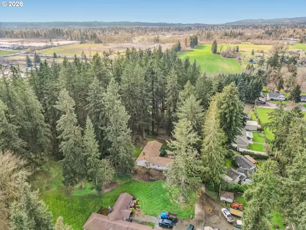 Salem, OR 97317,375 FIR KNOLL LN