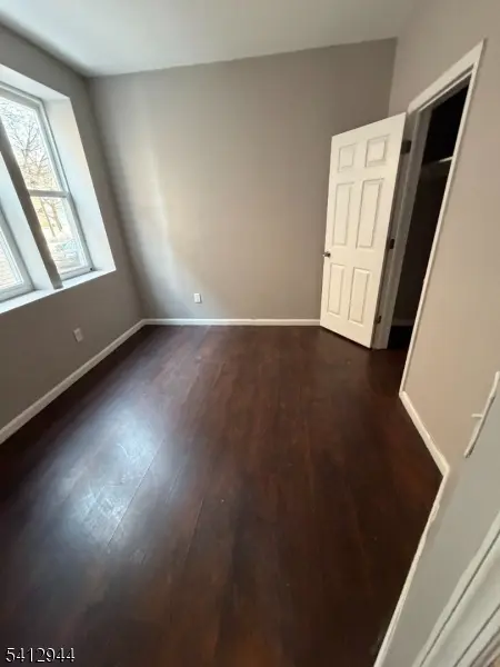 31 Cambridge St, East Orange City, NJ 07018