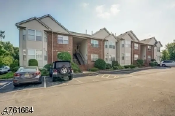 6 Jennifer Dr #6, East Hanover Twp., NJ 07936