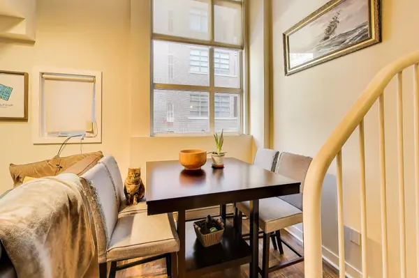 21 Earl ST #115, Toronto C08, ON M4Y 1M4