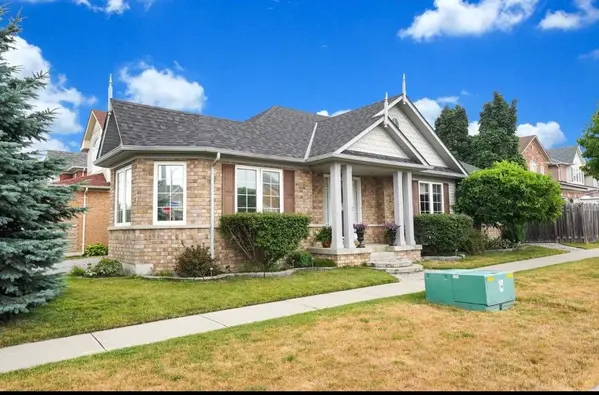 1703 Whitestone DR S, Oshawa, ON L1K 2X2