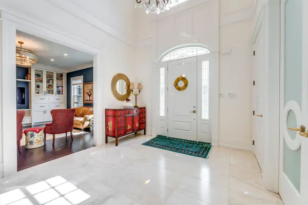 215 Dock RD, Barrie, ON L4N 7S9