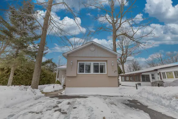 19 Maplewood AVE, Beckwith, ON K7C 3P1