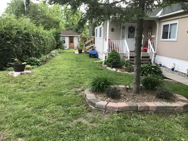 19 Maplewood AVE, Beckwith, ON K7C 3P1