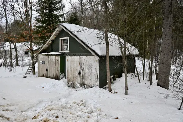2874 North Portage RD, Lake Of Bays, ON P1H 2J6