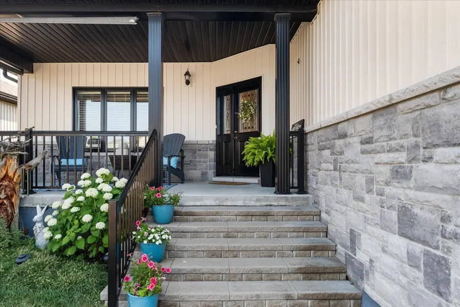 18 Gilbert CRES, Prince Edward County, ON K0K 3L0