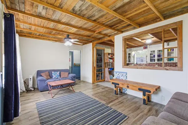 510 E State Highway 11, Tom Bean, TX 75489