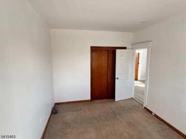 103 Shaw St, Garfield City, NJ 07026