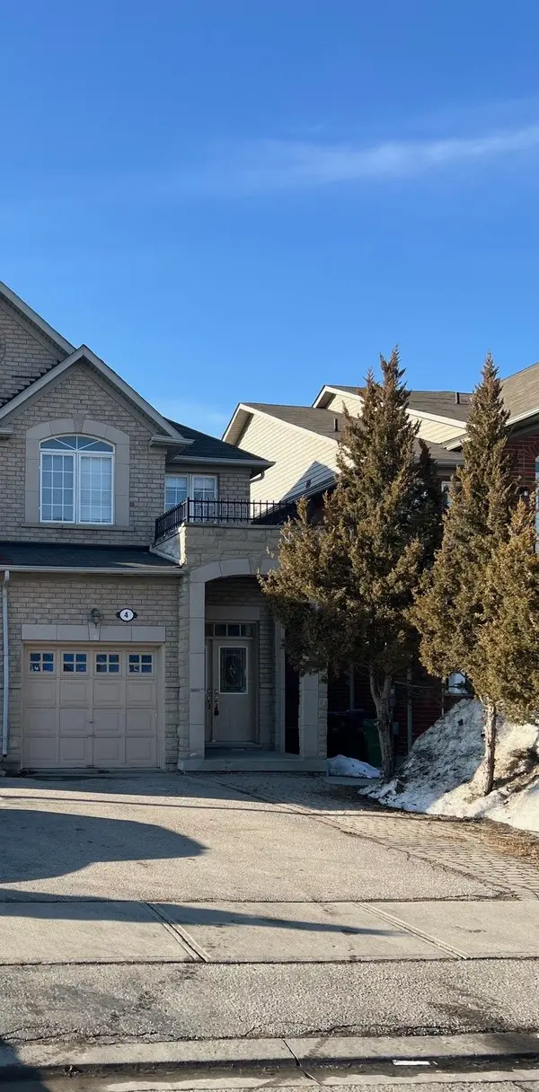 4 Pennyroyal CRES, Brampton, ON L6S 6J8