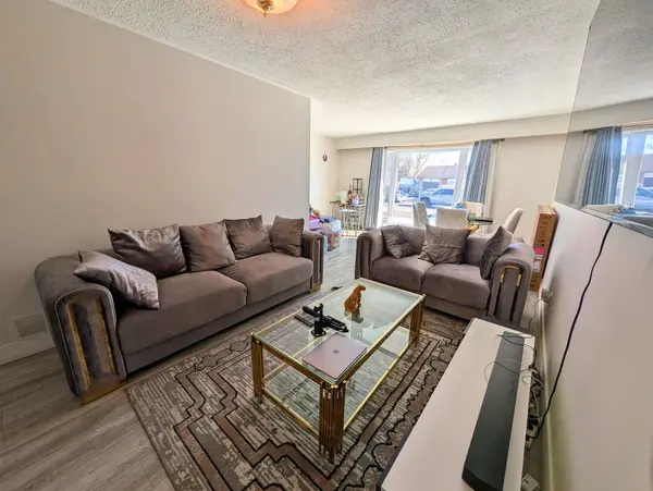 19 Ascot AVE #Upper, Brampton, ON L6T 2P3