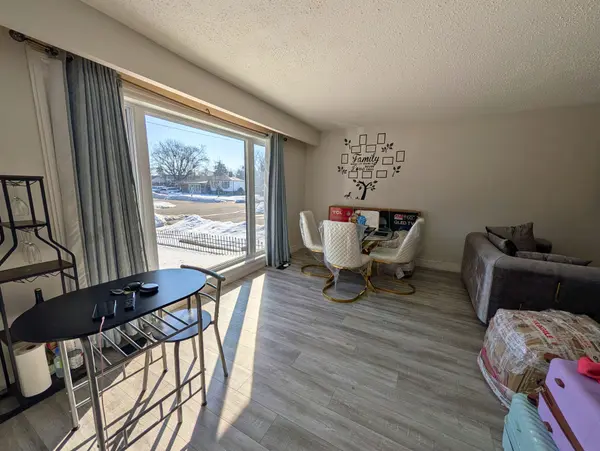 19 Ascot AVE #Upper, Brampton, ON L6T 2P3