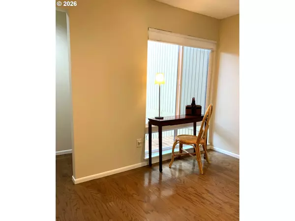 Beaverton, OR 97006,1661 NW LAKEWAY LN #312