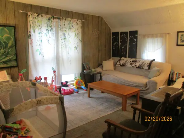 242 S East ST, Vassar, MI 48768