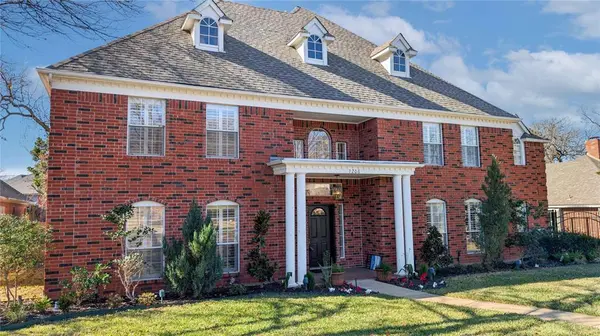 7206 Forestwind Court, Arlington, TX 76001