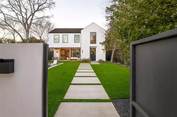 Dallas, TX 75214,6437 Trammel Drive