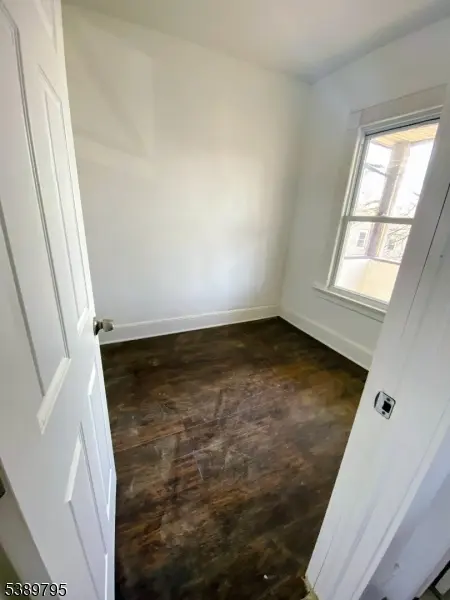 12 Hopper St, Paterson City, NJ 07522