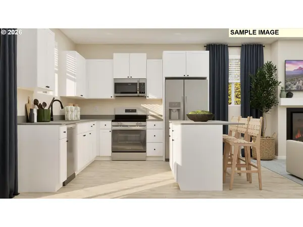 493 NE Hunter DR, Estacada, OR 97023