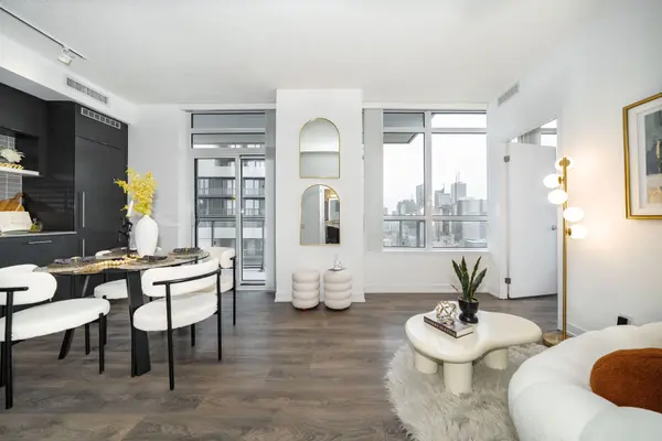 365 Church ST #3011, Toronto C08, ON M5B 0B5