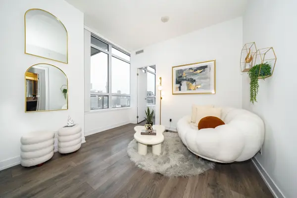 365 Church ST #3011, Toronto C08, ON M5B 0B5