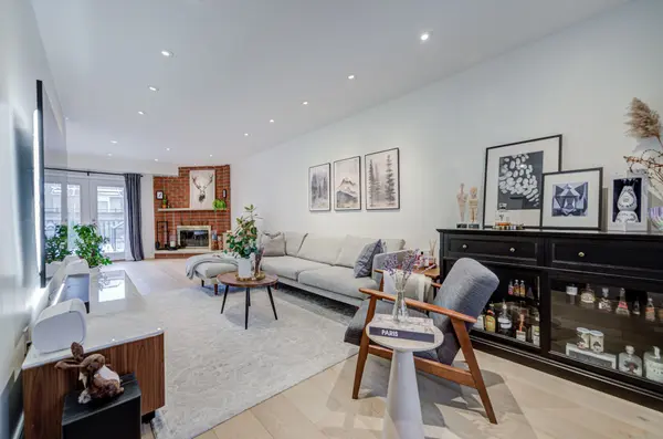 48 Ridware CRES, Toronto E10, ON M1C 3S2